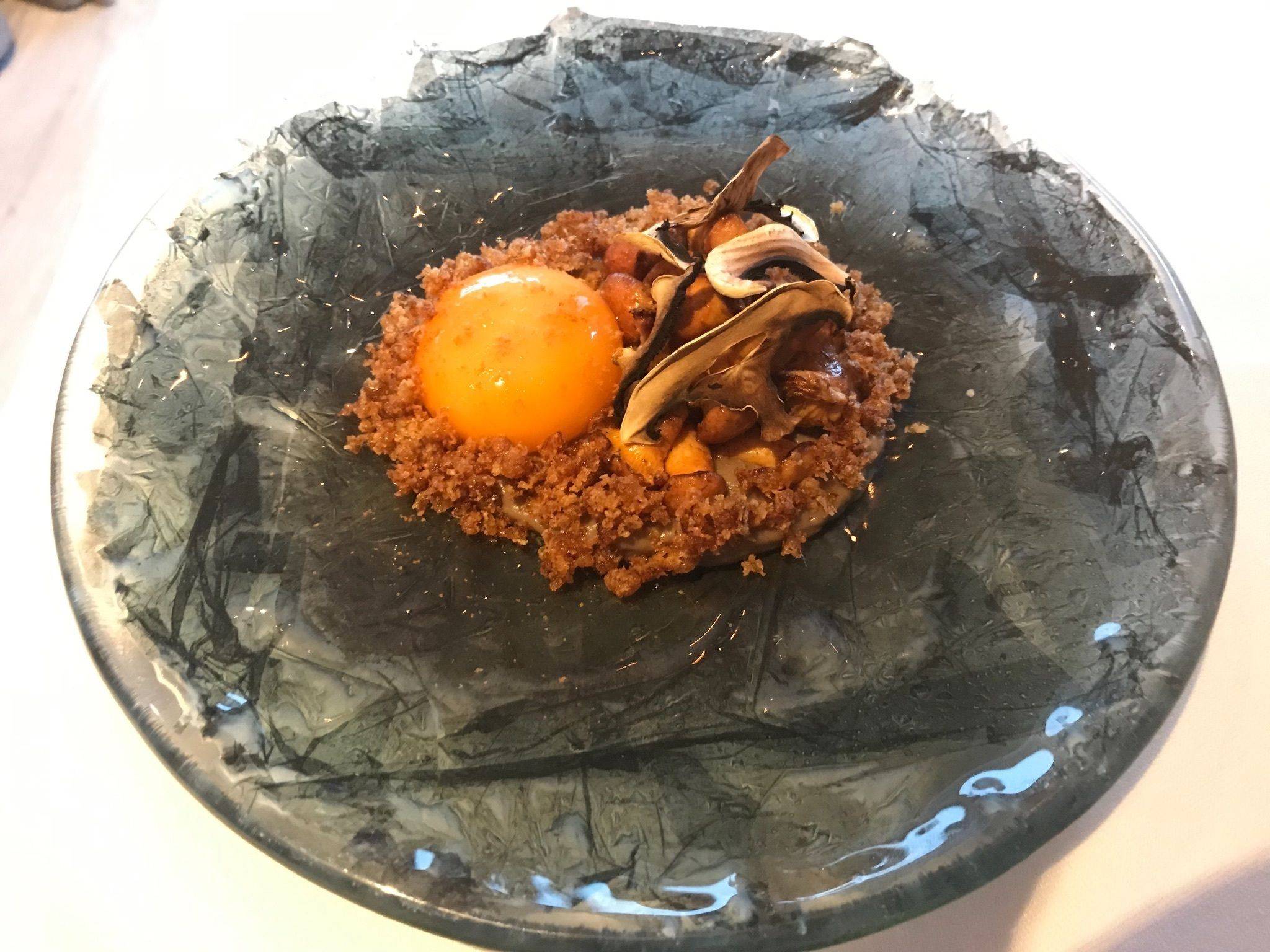 Plato de diseño del Restaurante Skina de Marbella