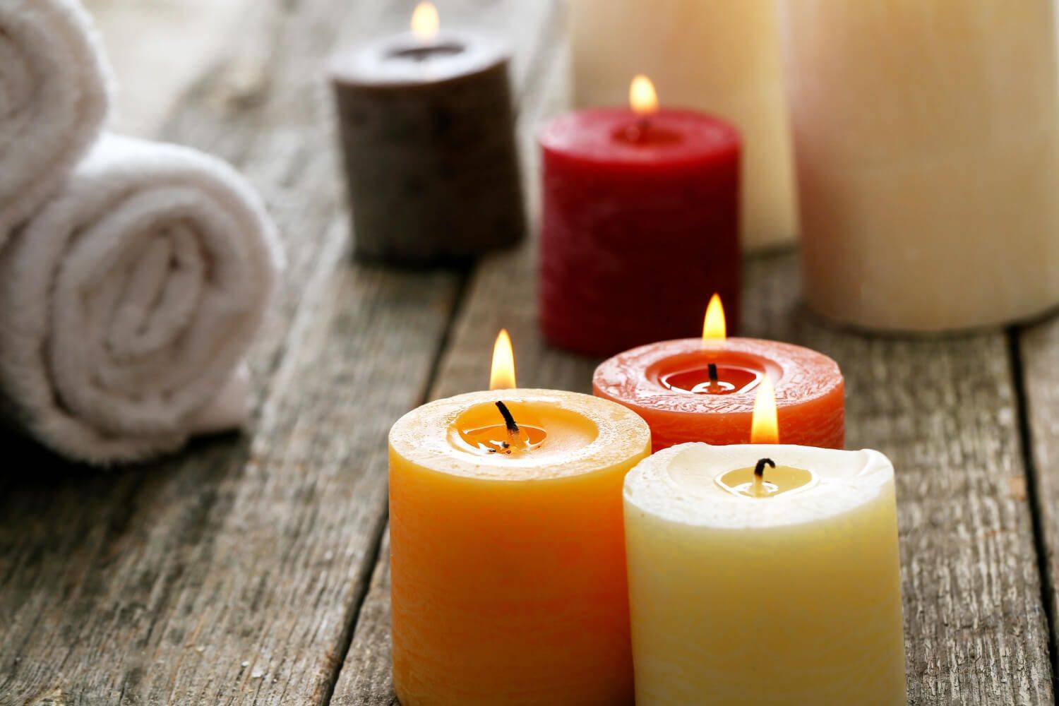 Velas aromáticas en el hogar para eliminar el mal olor