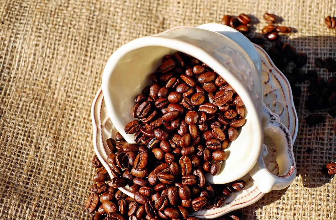 Café como truco casero para lograr buen olor en la casa