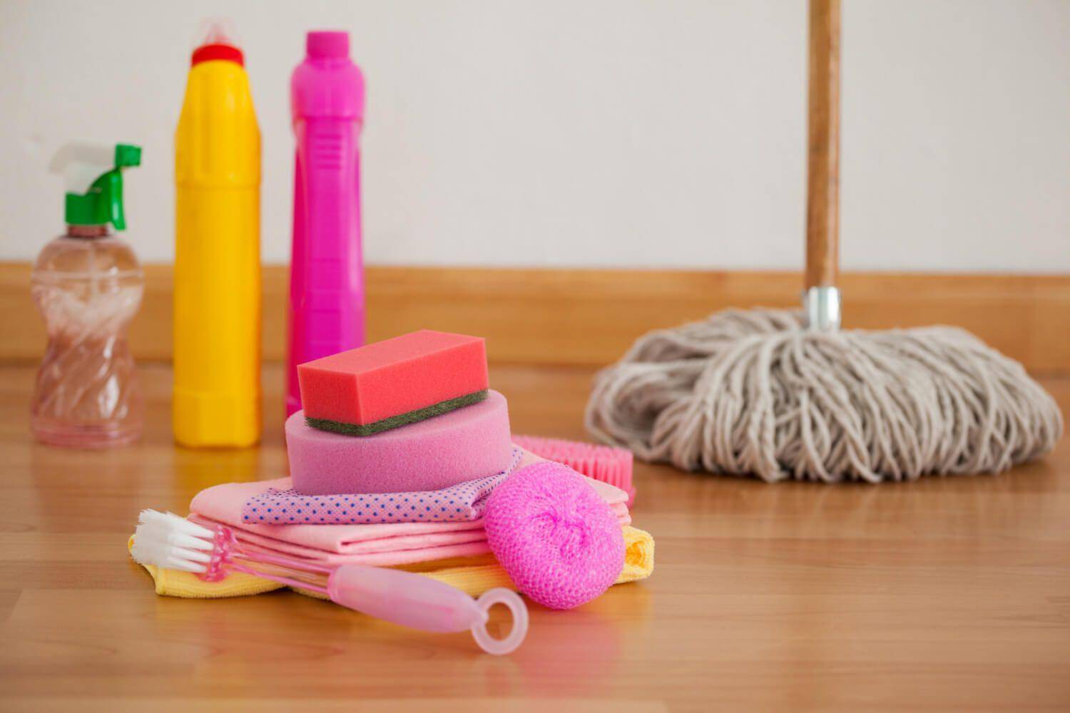 Material limpieza suelo para que la casa huela bien