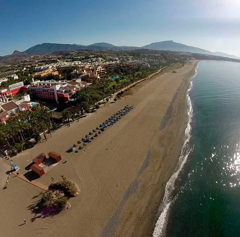 imagen de las playas de Estepona