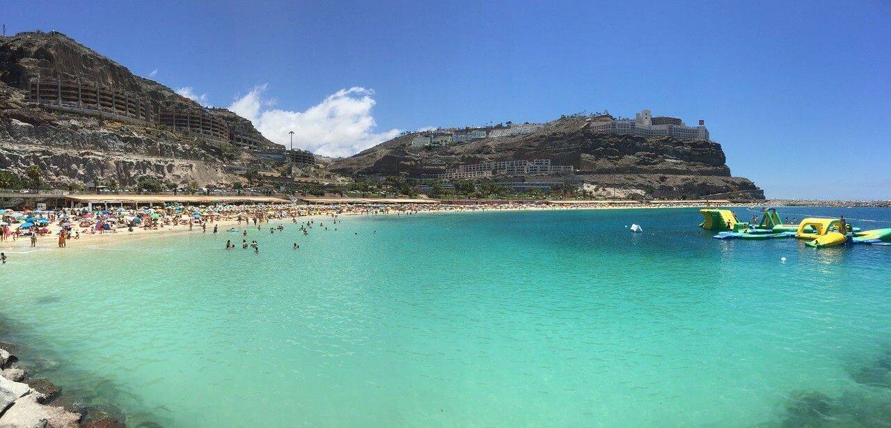 Playa de los Amadores